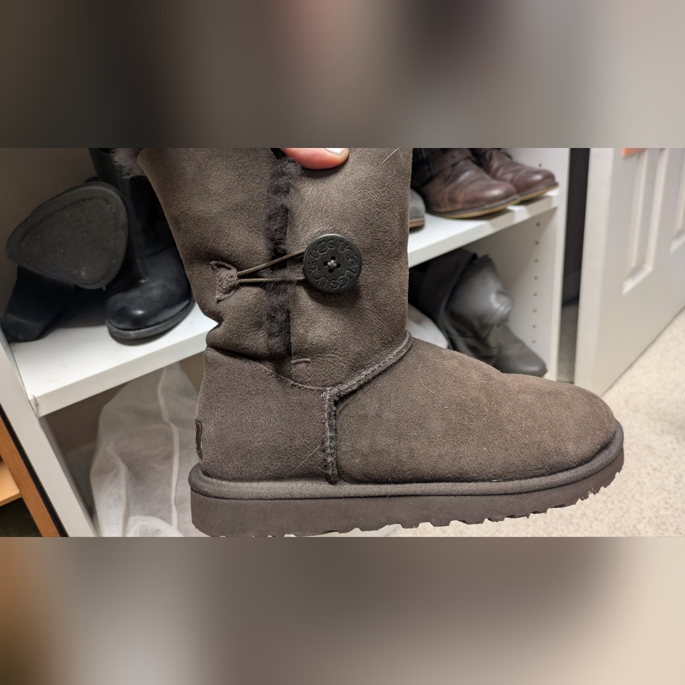 UGG Australia Bailey ii Button Shearling Boot in Chocolate - Picture 2 of 6
